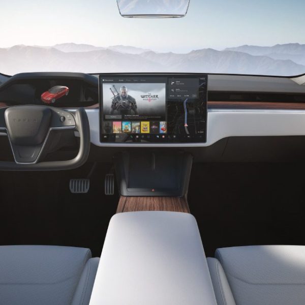 The interior of Telsa model S 2023